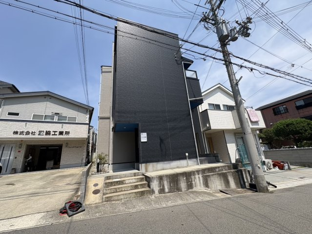 サンクス　東須磨