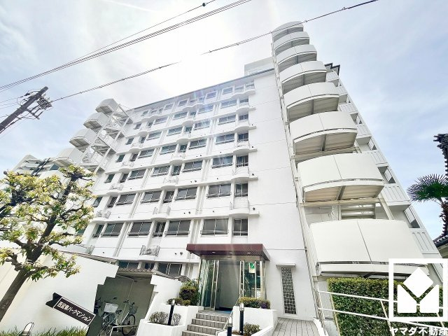 西宮東パーク・マンションの外観|24時間365日緊急対応サービス、アフターサービス保証付き。充実したサービス保証で、ご購入後も住まいの安心をサポートします。