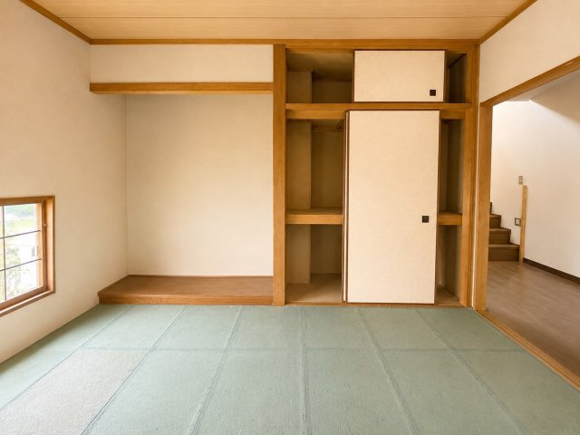 蒲生郡竜王町大字山面の収納