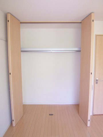 ルミエール割木の収納|別部屋同一間取りのお写真となります。