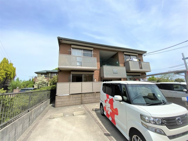 ルミエール割木の駐車場