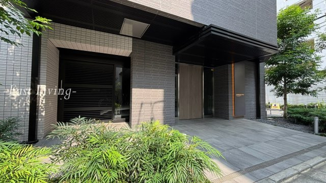 コスモリード御茶ノ水レジデンスの外観