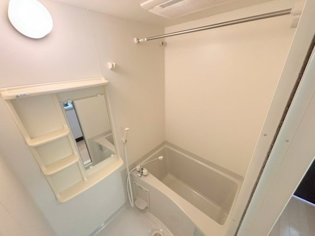 プレサンス新大阪クレスタの浴室