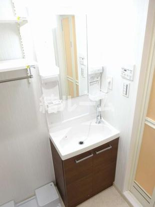 板橋区中台２丁目の賃貸マンションの独立洗面台