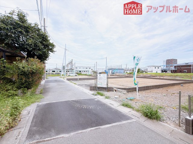 [新築住宅] 熊谷市新堀 第15期 全5区画の前面道路含む現地写真