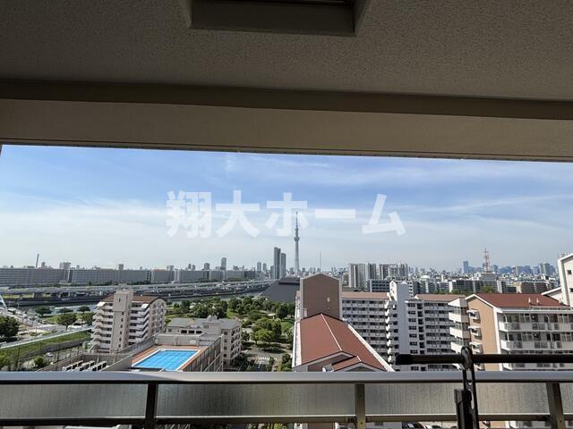 ベリスタ都立汐入公園のバルコニー