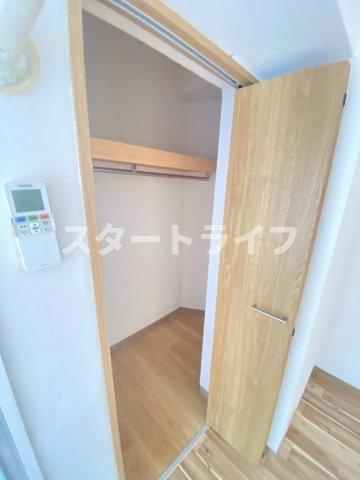 大阪市淀川区宮原１丁目の賃貸マンションの収納