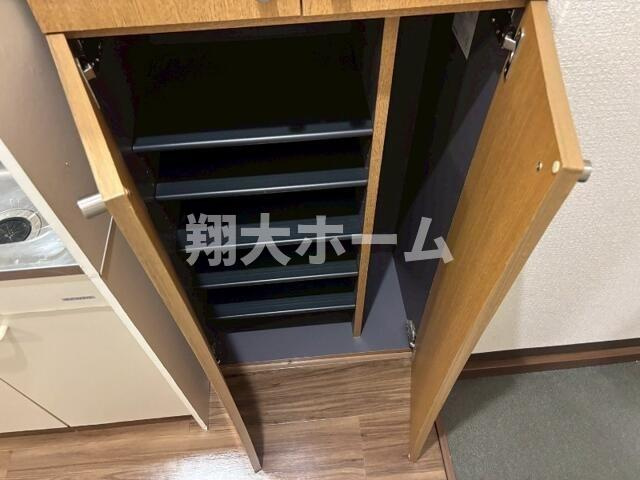 ワコー第２マンションの玄関