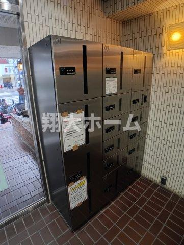 池袋ダイカンプラザのロビー