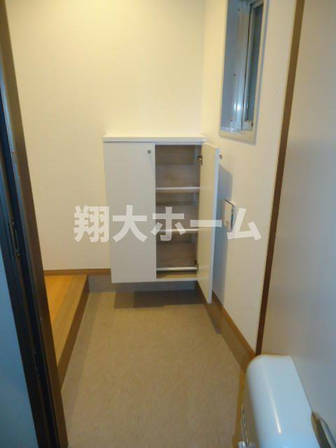 二光ビルの玄関