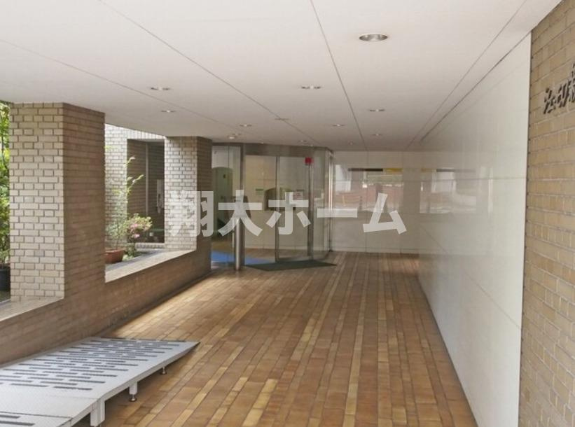 シェモワ新宿のロビー
