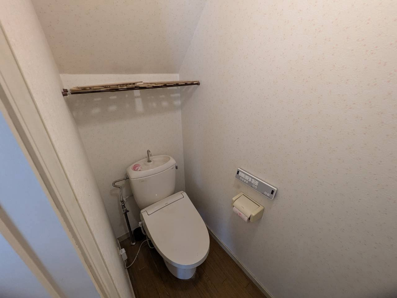 メゾネット鷲ノ木C棟のトイレ