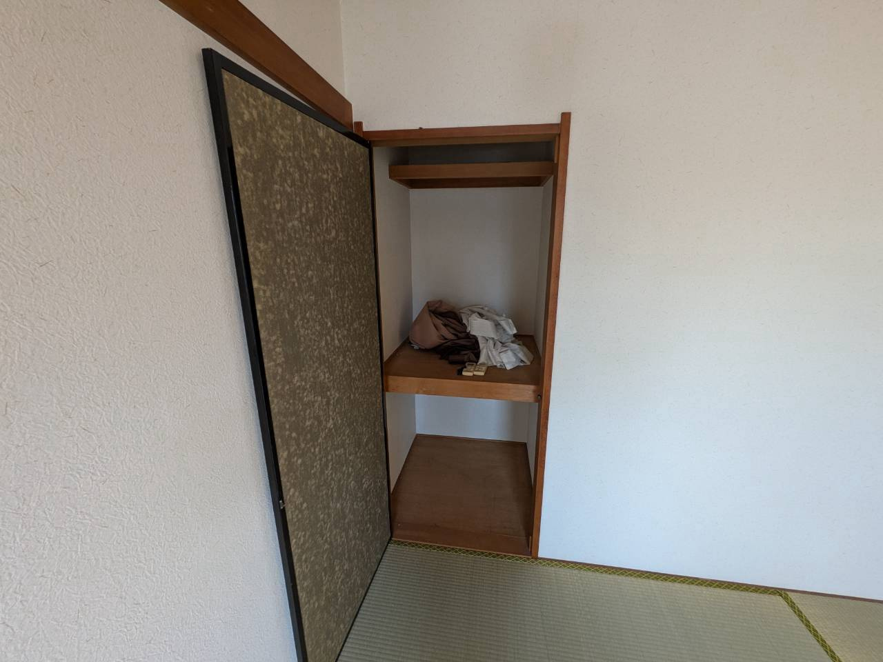 メゾネット鷲ノ木C棟の収納