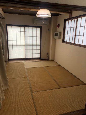 北川店舗の和室