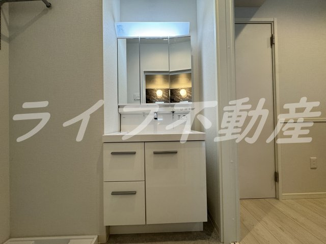 Sierra深江南の独立洗面台|独立洗面台、朝の身支度には欠かせません