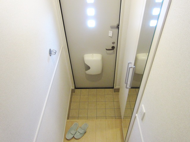 【玄関】