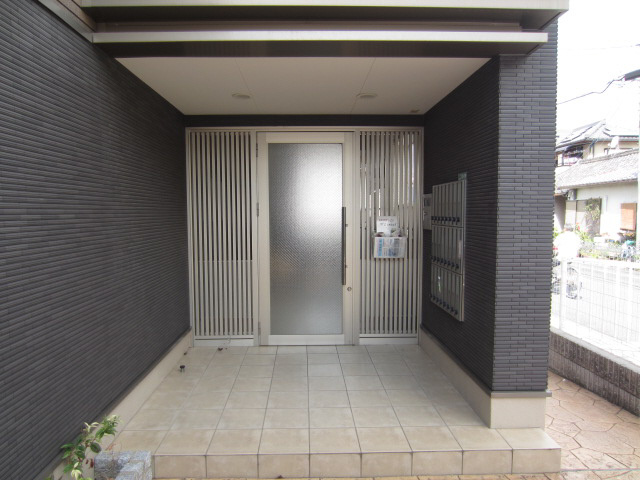【エントランス】