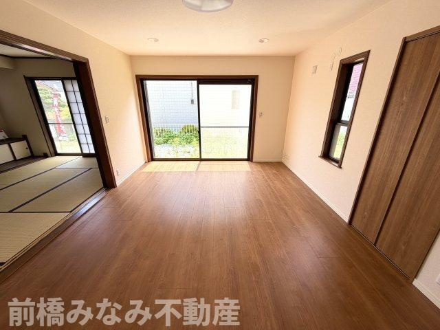【中古】高崎市新町　４LDK＋Sの居間・リビング|ゆったりとした居間です