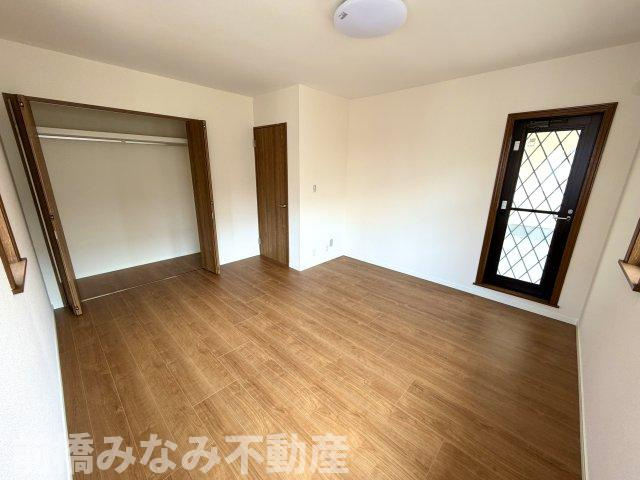 【中古】高崎市新町　４LDK＋Sの洋室|使い勝手のいい洋室です