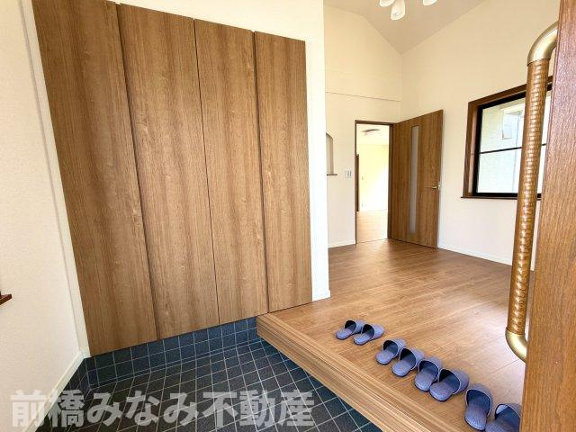 【中古】高崎市新町　４LDK＋Sの玄関|きれいな玄関です