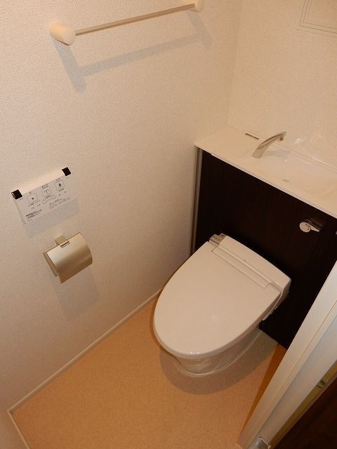 パラッツオ　入倉のトイレ