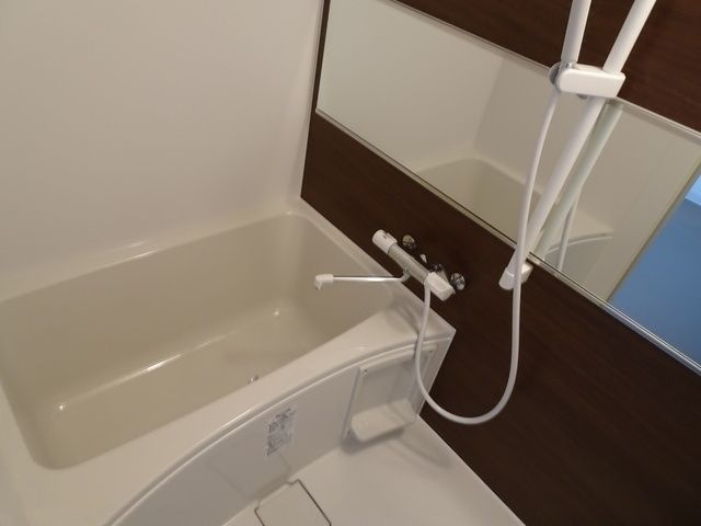 スミカ片山町の浴室