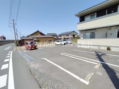 【駐車場】 | スカイ　ドリームズ
