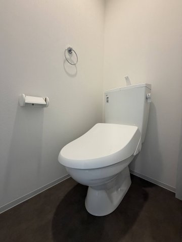 ジーメゾン名古屋中川グレイスのトイレ