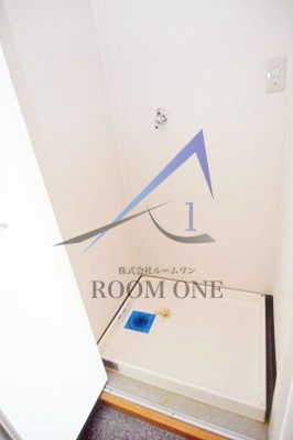シェ・オークルの設備|洗濯機置き場です。