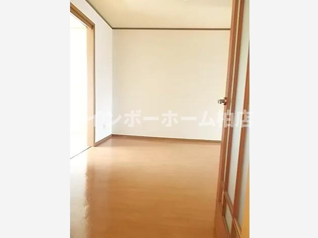特典：仲介手数料が無料です!!の洋室|個人の部屋や寝室として使える洋室です