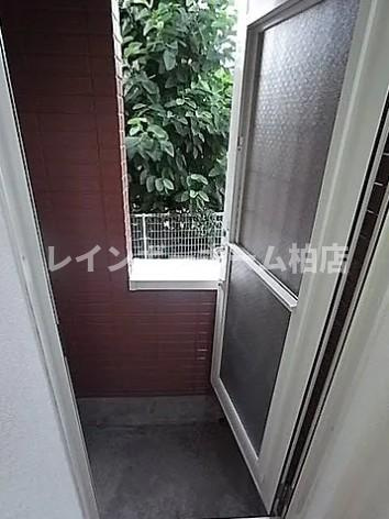 特典：仲介手数料が無料です!!のバルコニー|お洗濯にも便利なバルコニー付き