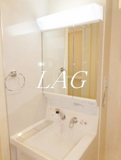 【洗面所】 | セピアコート | 洗面台です。