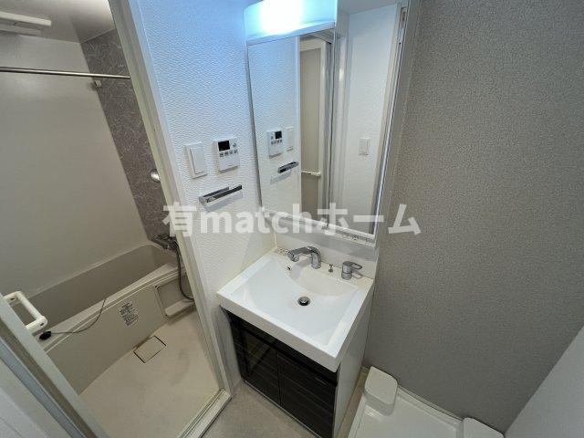 エスリードレジデンス都島シティフロントの洗面所|(参考)同マンション反転間取り他部屋の写真