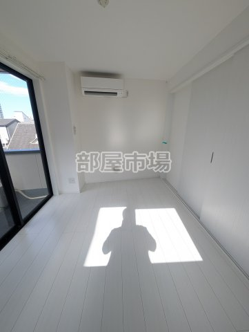 The House minowaの寝室