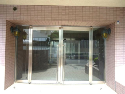 【エントランス】 | 横濱モンテローザ