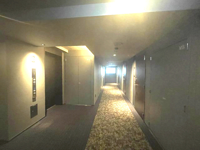RJRプレシア南堀江のロビー