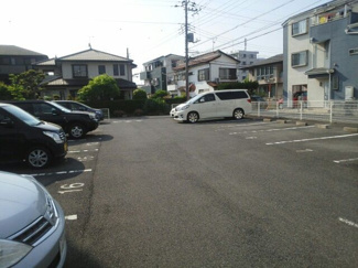 【駐車場】