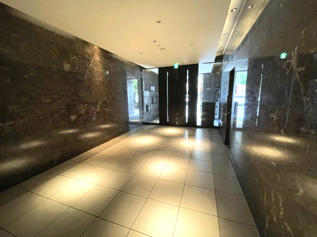 Fortuney北堀江(旧:Dimus北堀江）のエントランス