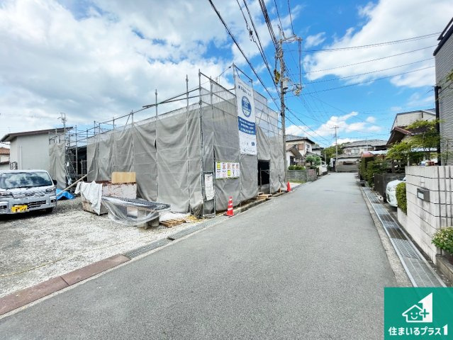 加古川市新神野　第6期　新築一戸建ての前面道路含む現地写真|周辺は落ち着いた街並みの住宅地！子育てがしやすい住環境です！まだ未完成ですが、現地でしかわからない事もございます。是非一度ご覧ください。