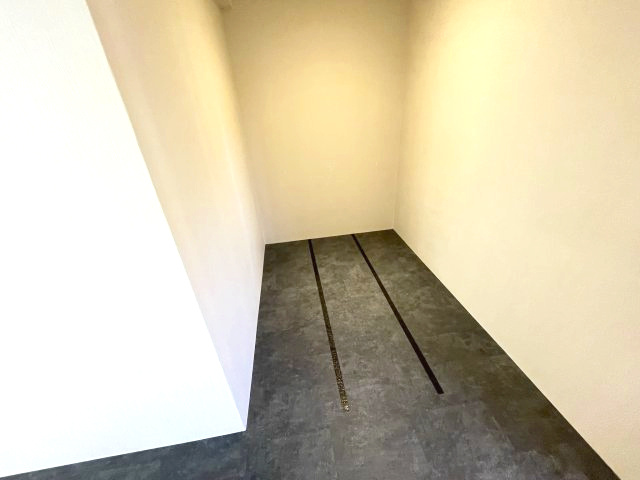スプランディッド難波SOUTHの駐車場