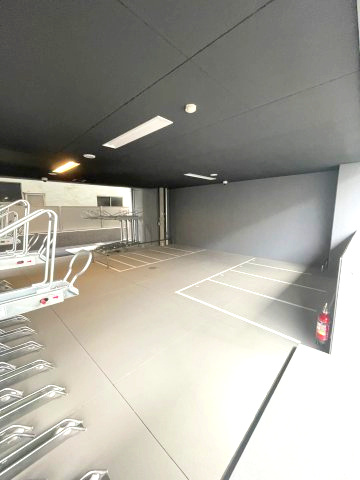 S-RESIDENCEドーム前千代崎の駐車場