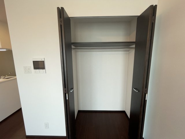 プレジオ海老江の収納|イメージとして同建物他部屋を表示しています