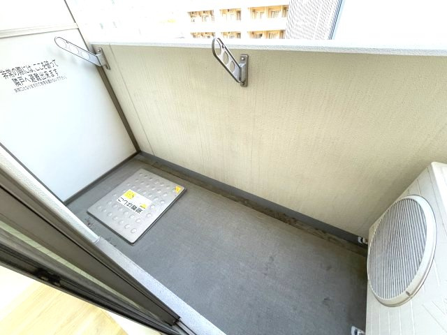 グランルージュ中之島南のバルコニー