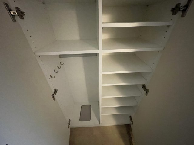 グランルージュ中之島南の収納|同建物反転タイプを表示しています