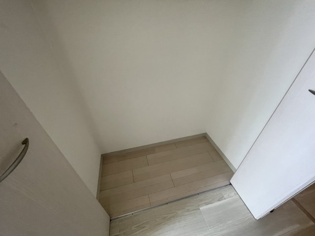グランルージュ中之島南の収納|同建物反転タイプを表示しています