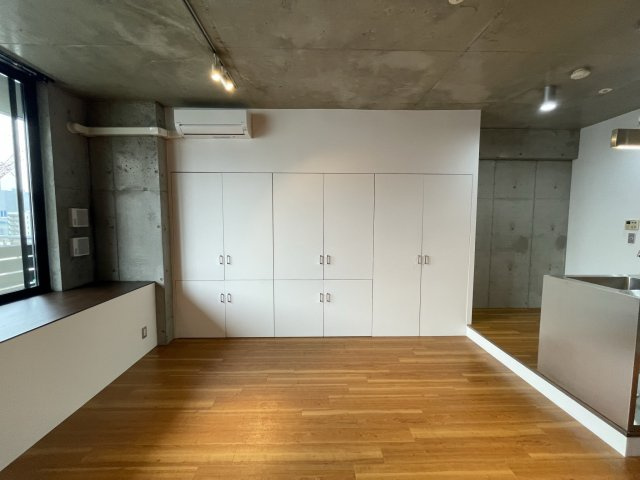 アーデンタワー南堀江の居間・リビング|イメージとして同マンション他部屋を表示しています