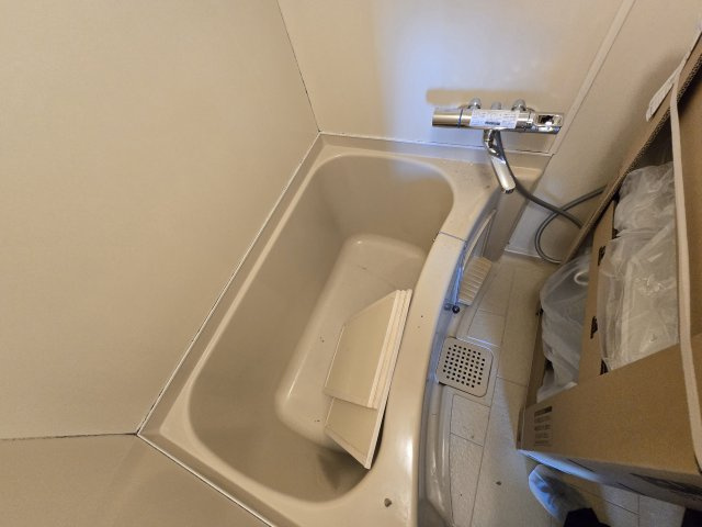 ヴェルドール芳花園の浴室|ゆったり過ごせるお風呂です