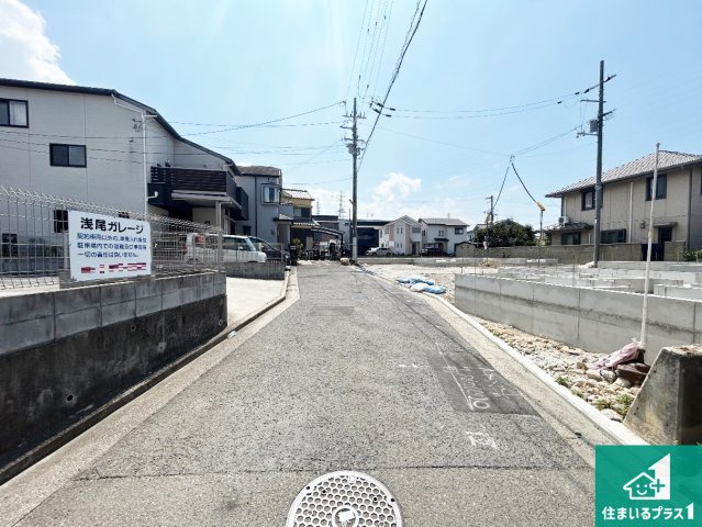 堺市中区堀上町　第4期　新築一戸建ての前面道路含む現地写真|周辺は落ち着いた街並みの住宅地！子育てがしやすい住環境です！まだ未完成ですが、現地でしかわからない事もございます。是非一度ご覧ください。