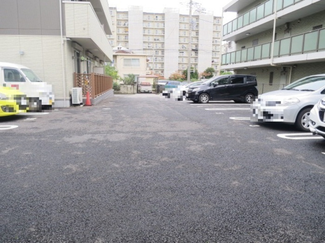 【駐車場】 | ルーエ Ｂ | 駐車場