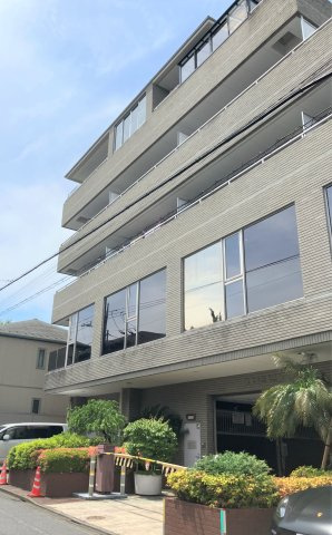 塚本ルミネビルの外観|外観もきれいです
